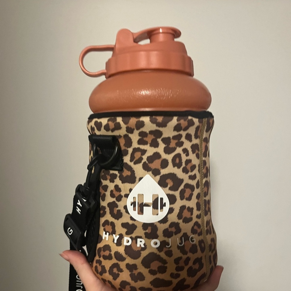 HydroJug with Cheetah Pattern Sleeve and Coral Lid